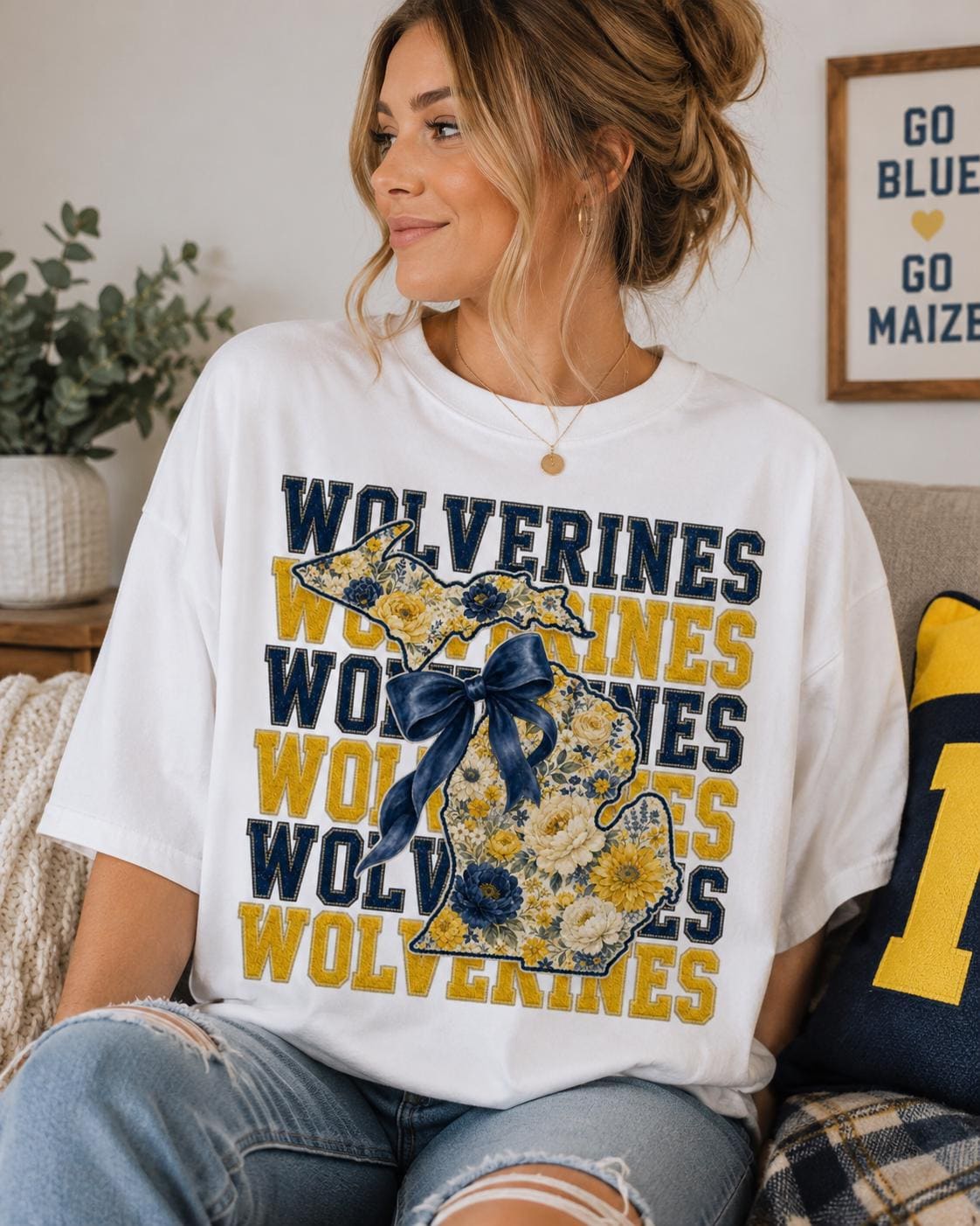 Wolverines Floral Michigan PNG, Navy Gold Game Day Shirt Design (Digital Download)